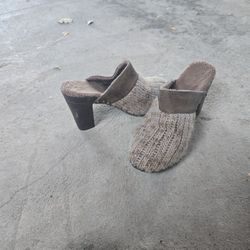 Muk Luks Heels Size 8