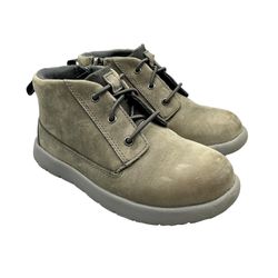 UGG Kids Size 9 Gray Canoe Waterproof Chukka Suede Zip Up Sneaker Boots