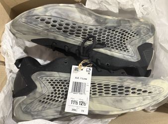 AE1 Shoes