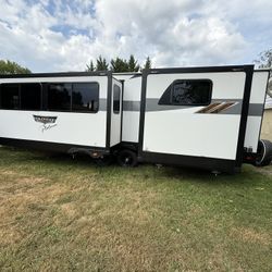 2024 Platinum Wildwood