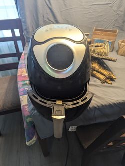 XL Fryer Works Good Shape Digital Scree 