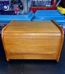Nintendo Storage Container Retro