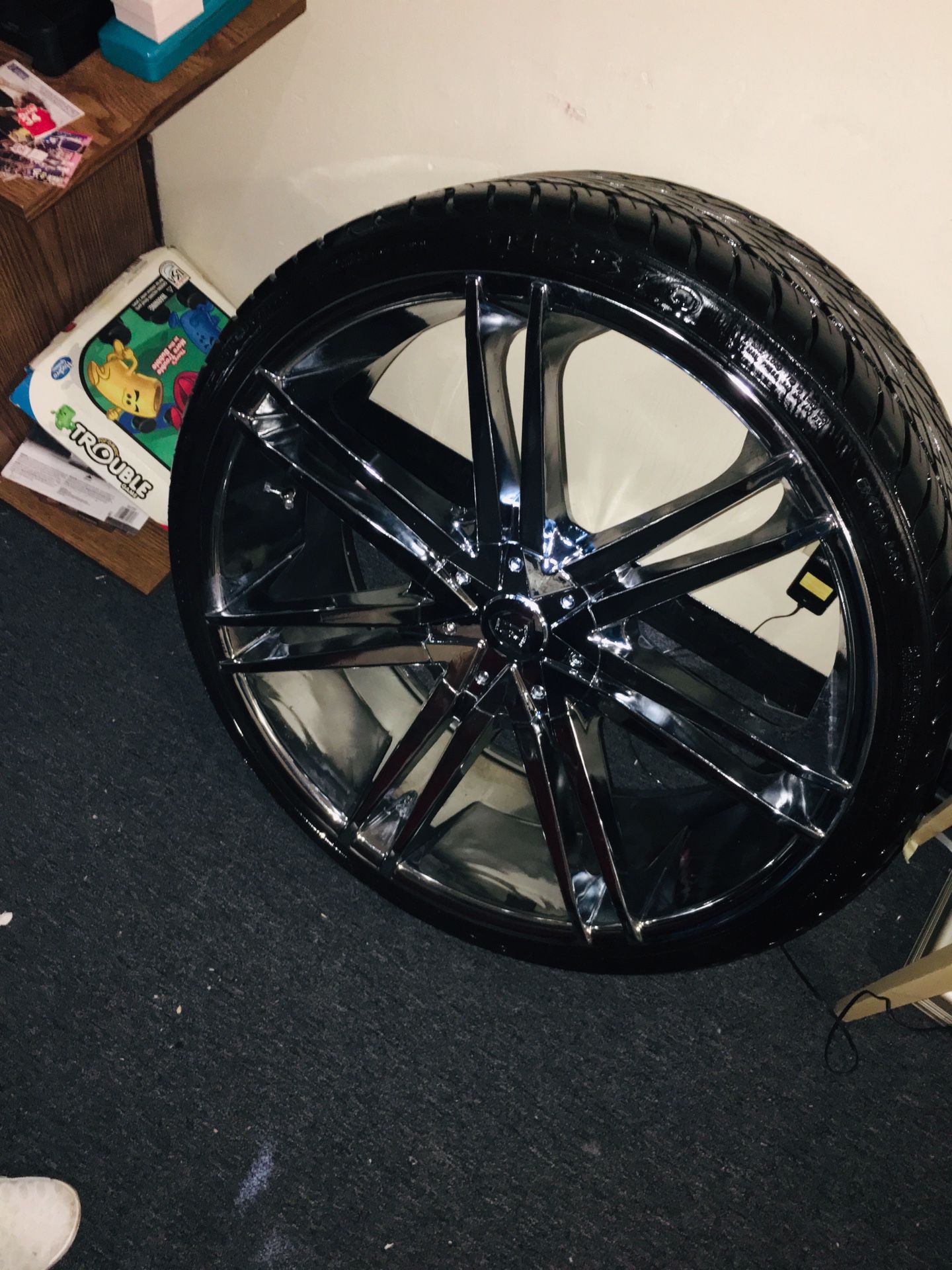 24" Borghini Wheels B20 Chrome Rims FS all 4 tires with Rim