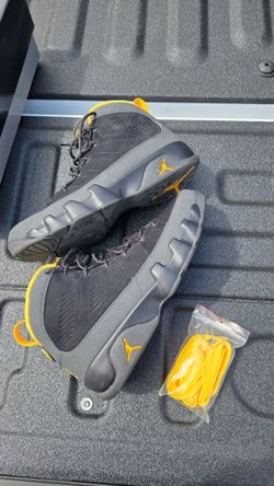 Jordan 9 Dark Charcoal Gold University