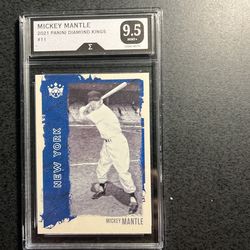Mickey Mantle 2021 Diamond Kings #11Graded 9.5
