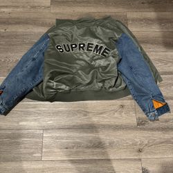 Supreme bomber jacket 