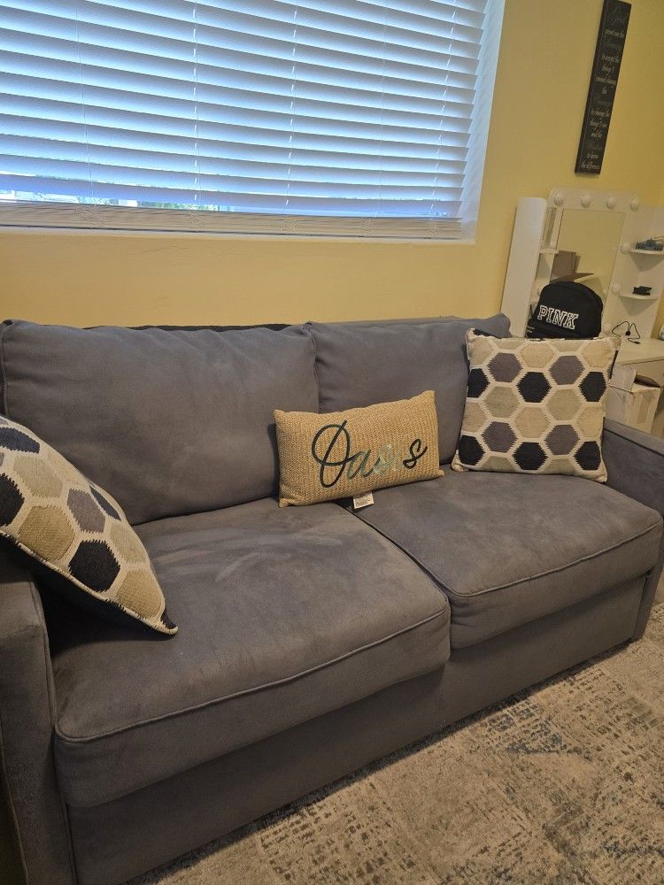 Sleeper Sofa ( Queen)