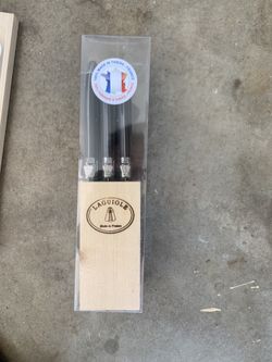 Laguiloe Knives Brand New