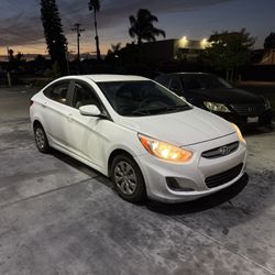 2017 Hyundai Accent