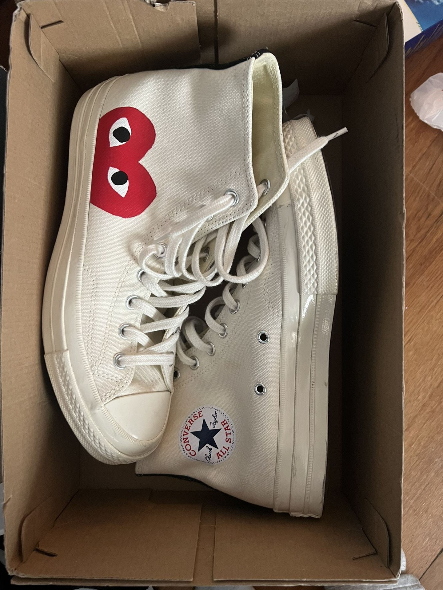 Converse 8.5