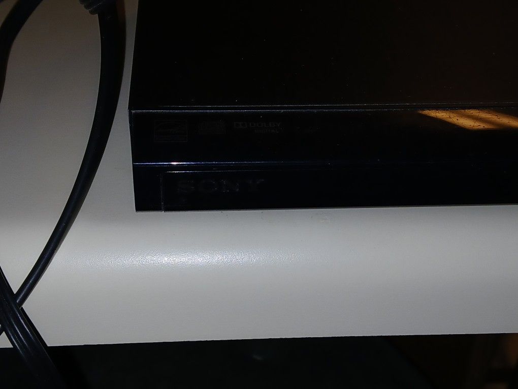 38 Inch Samsung Tv  And Sony DVD Player 