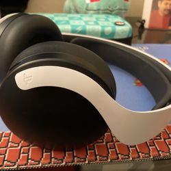 Sony Pulse 3D Wireless Gaming Headset for PlayStation 5