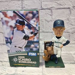 Ichiro bobblehead