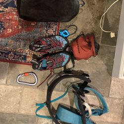 Women’s Rock Climbing Gear Pick Up Only