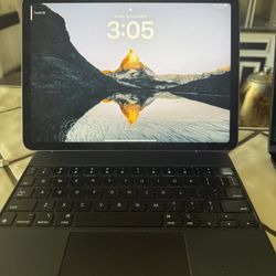 Apple iPad Air 5th gen 256bg 