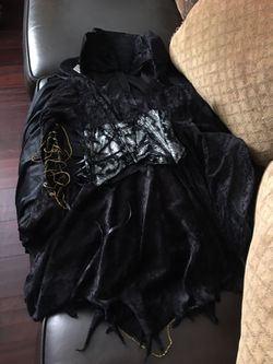 Girl witch costume size small 2-6