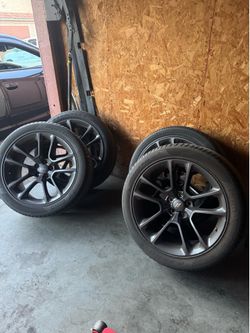 Dodge Scatpack rims 20”