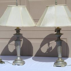 Vintage table lamp set with great character.