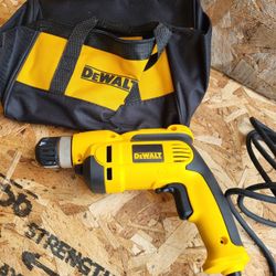 Dewalt 8 Amp Corded 3/8 in. Pistol Grip Drill