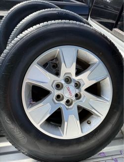 Stock GMC canyon tires and rim