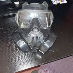 Army Gas Mask 