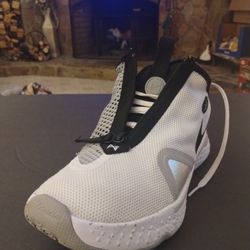 (Size 8) Men's Nike PG 4 basketball shoes, white/wolf gray, Paul George 