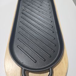 Nonstick Cast Iron Grill Pan With Wooden Base 