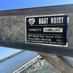 Jetski and Boat Hoist Lift