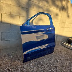 FORD EXPLORER OEM LEFT SIDE FEONT DOOR