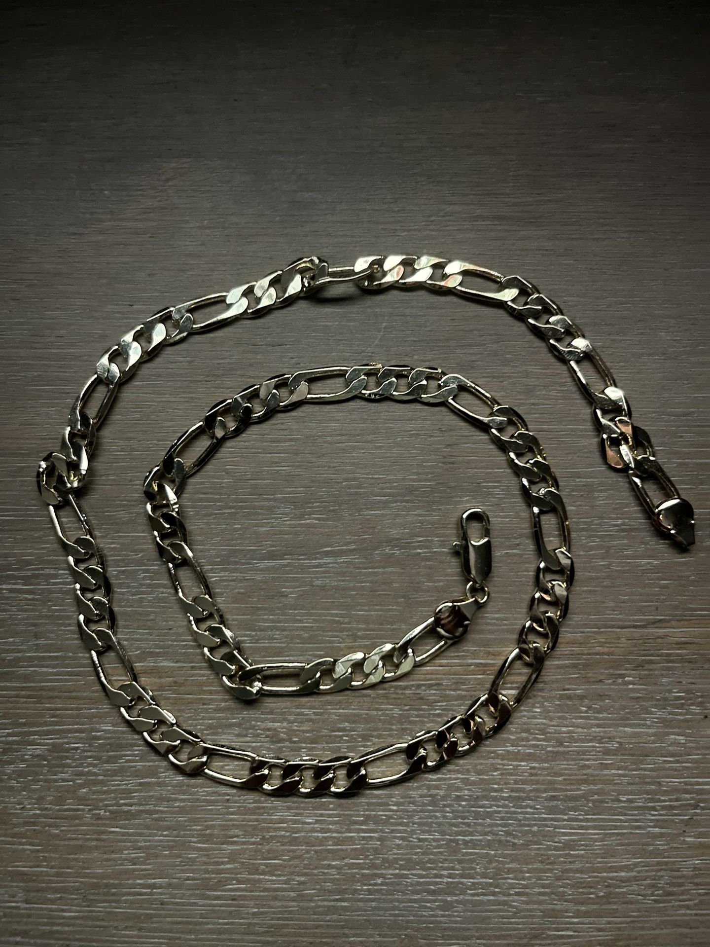 14k Gold 5mm Thick Figaro Chain Necklace 19"