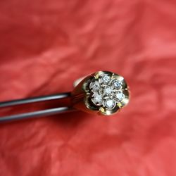 14K GOLD DIAMOND RING