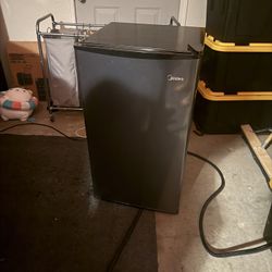 Fridge
