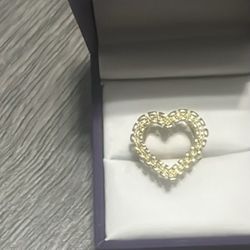 10k Gold Heart Ring 