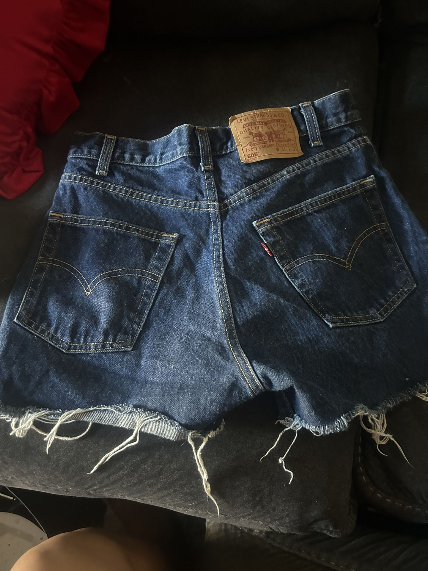 levis womans shorts