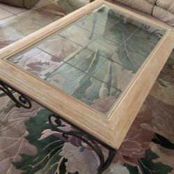 Coffee table with wood,metal and glass