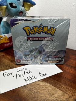 Chilling Reign Pokémon TCG Booster Box – Sealed, Excellent Condition