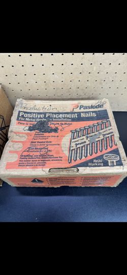 Passlode 650028 Positive Placement Nails and Hy-Tek 120M30 Screws 