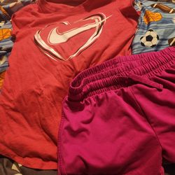 Girls Size 6 Nike Tee And Sjze 6 Jumping Beans Shorts