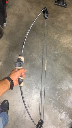 Junior mossy oak bow