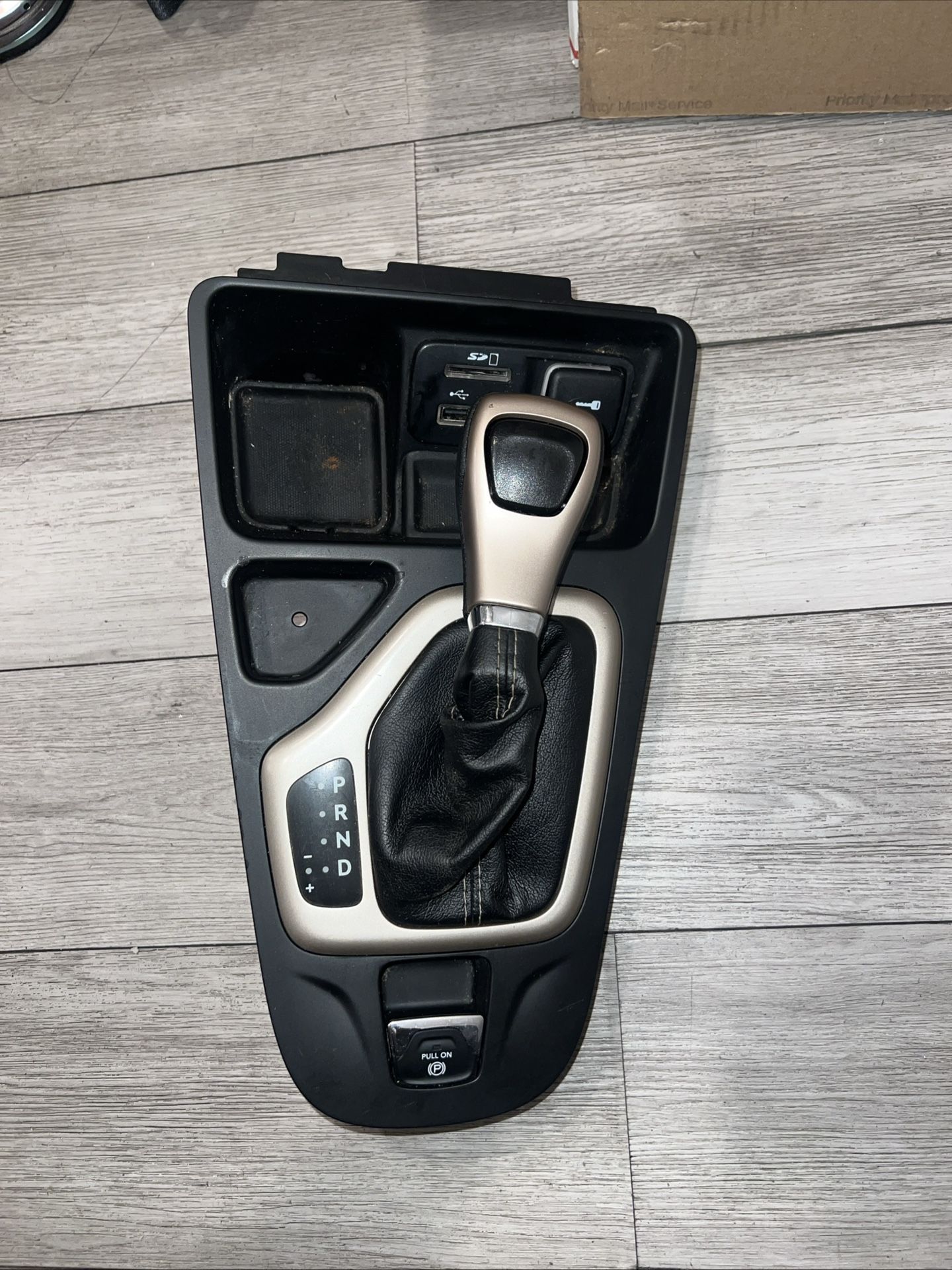 OEM 2014-2018 Jeep Cherokee 3.2L Center Console Shifter Trim