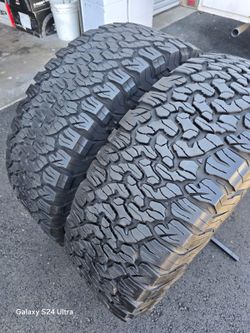 Only 2 Used Tires Lt37x12.50r17 Bfgoodrich k02 $200.00 Both