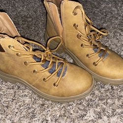 Combat Fur Boots 