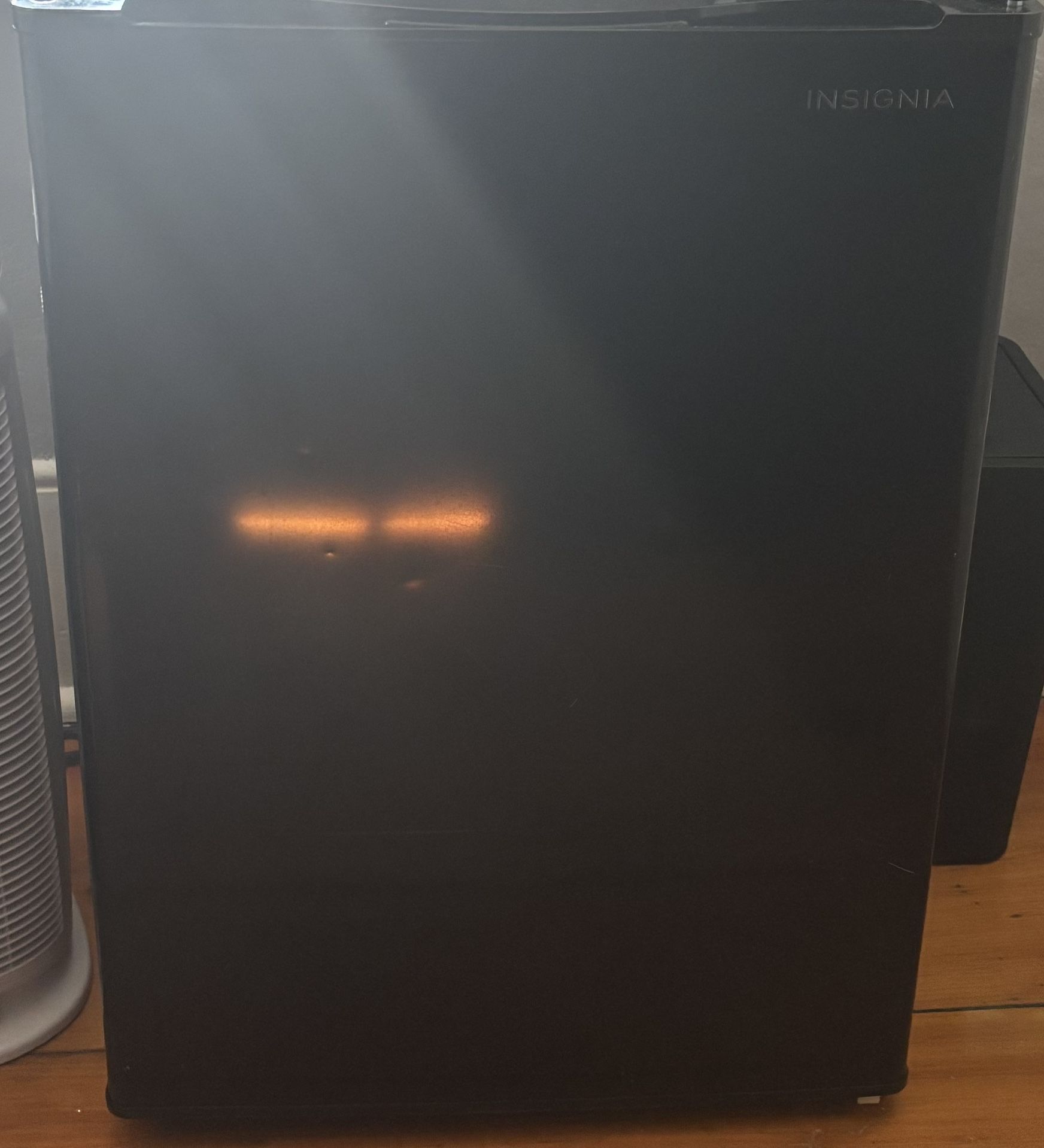 Mini fridge