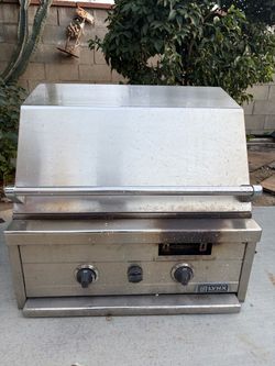 Lynx Stainless Steel Built-In Gas Grill