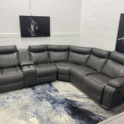 Free Delivery* Like New Gray Faux Leather Sectional Sofa with Recliners! 