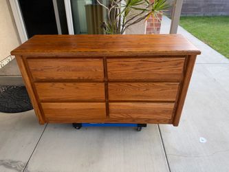 30 yr. Old SOLID OAK DOUBLE DRESSER