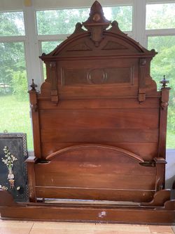 1930 Circa Plantation Full Size Bed