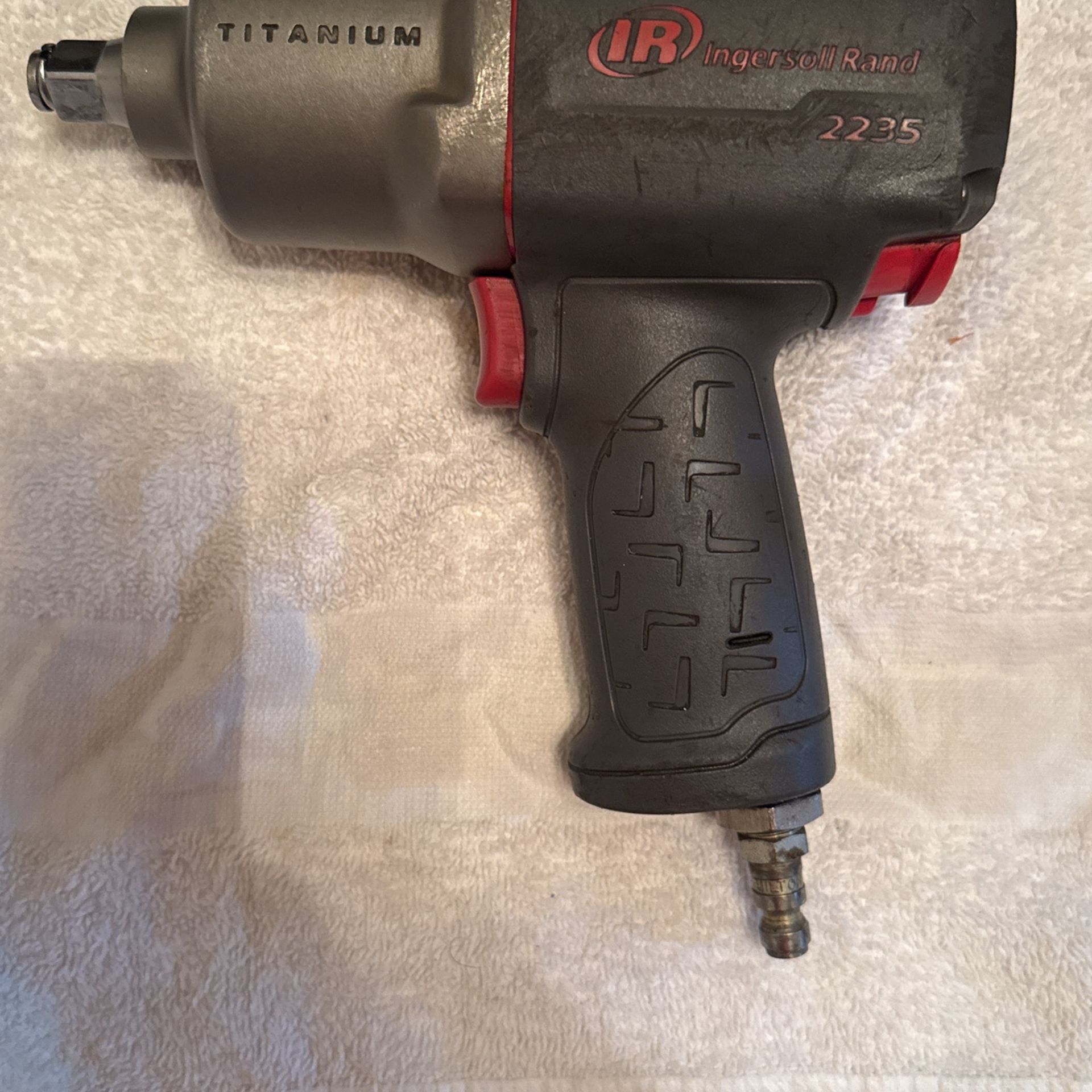 Ingersoll Rand  TITANIUM 2235TI MAX 1/2”  Drive Air Impact Tool