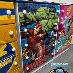 Avengers Five Drawer Dresser Compressed New Comoda Bonita