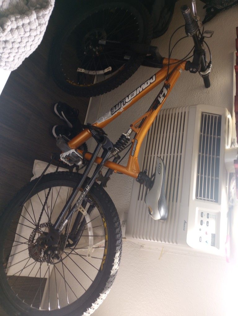 Men's 26in Aluminum Mountain Bike